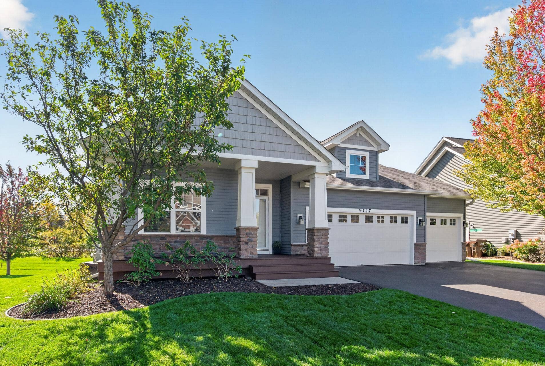 9747 69th Street S, Cottage Grove, MN 55016 9747 69th Street S, Cottage Grove, MN 55016
