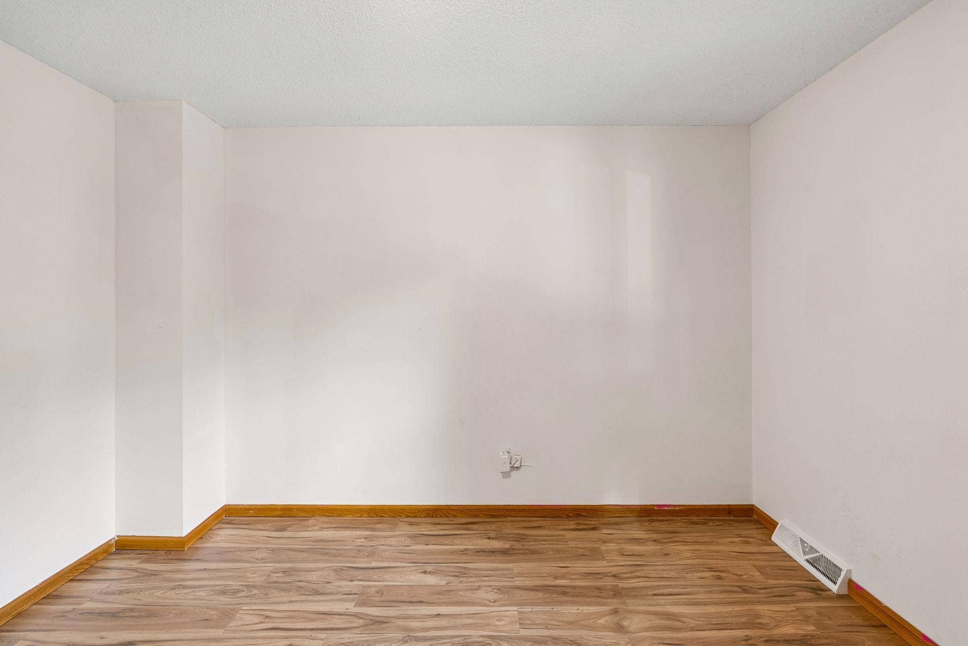 2841 Riviera Drive N, White Bear Lake, MN 55110 Additional view of bedroom three and its flexible furniture space.