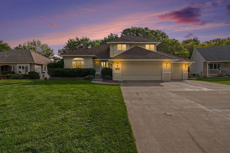 Property photo for 2177 Hynes Avenue N, Oakdale, MN