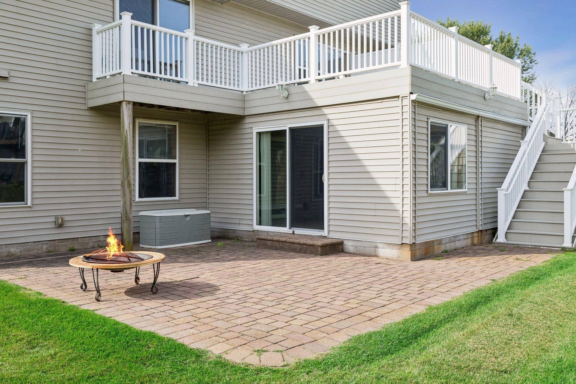 9332 Parkside Echo, Woodbury, MN 55125