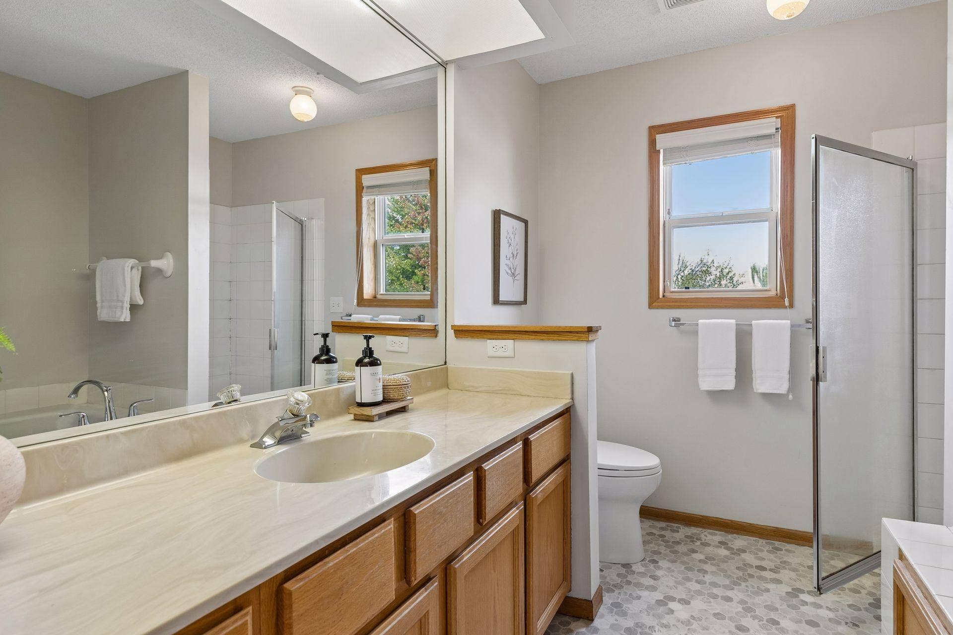 9332 Parkside Echo, Woodbury, MN 55125