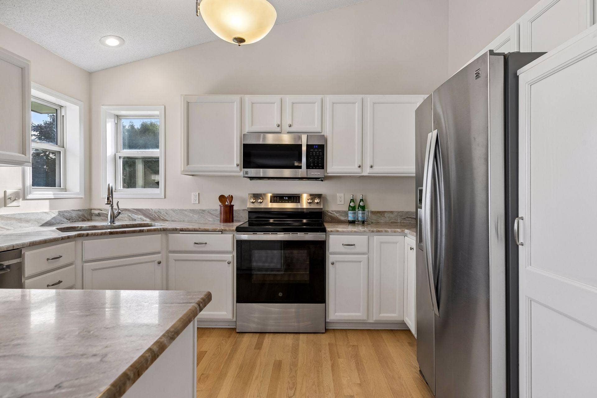 9332 Parkside Echo, Woodbury, MN 55125