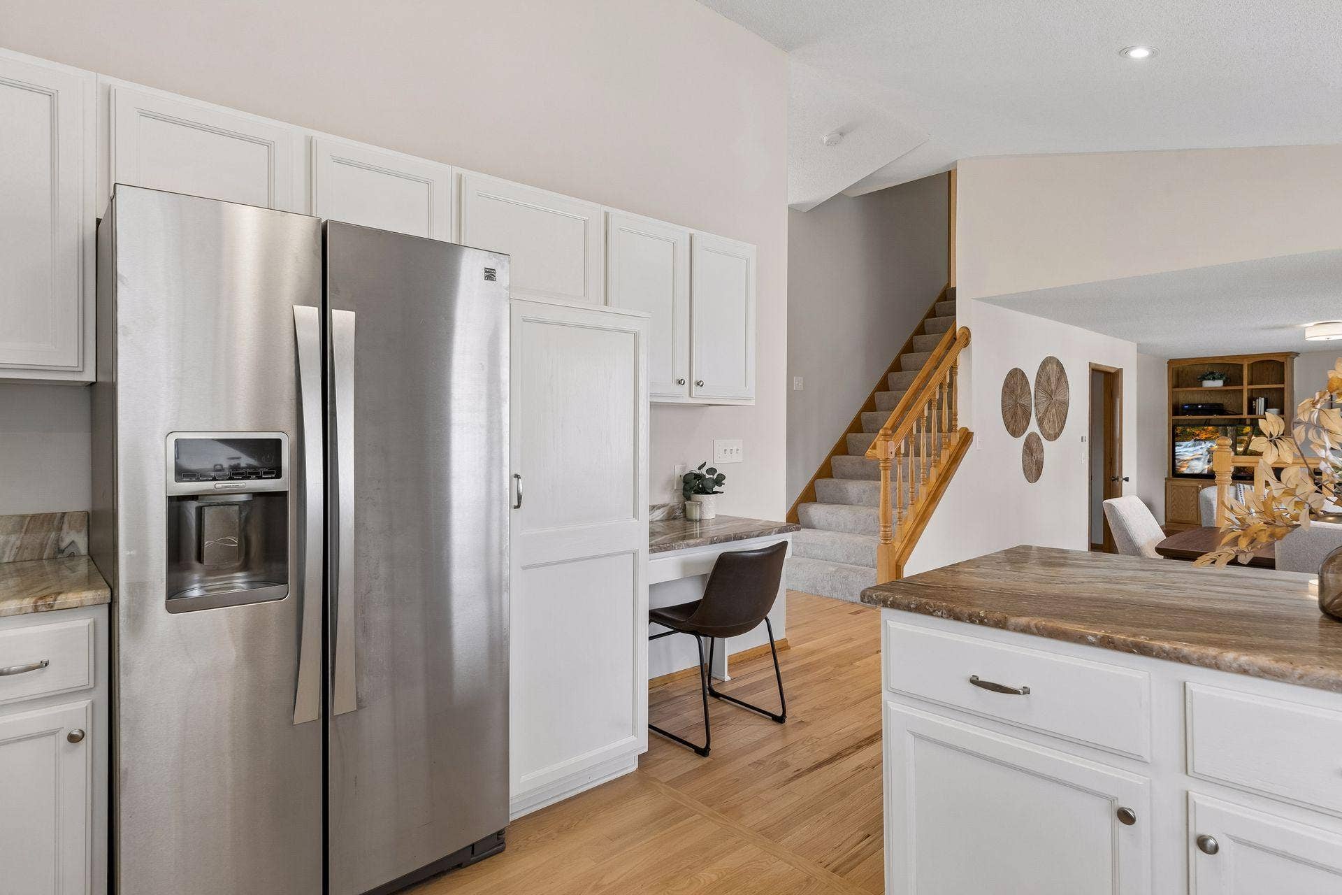 9332 Parkside Echo, Woodbury, MN 55125