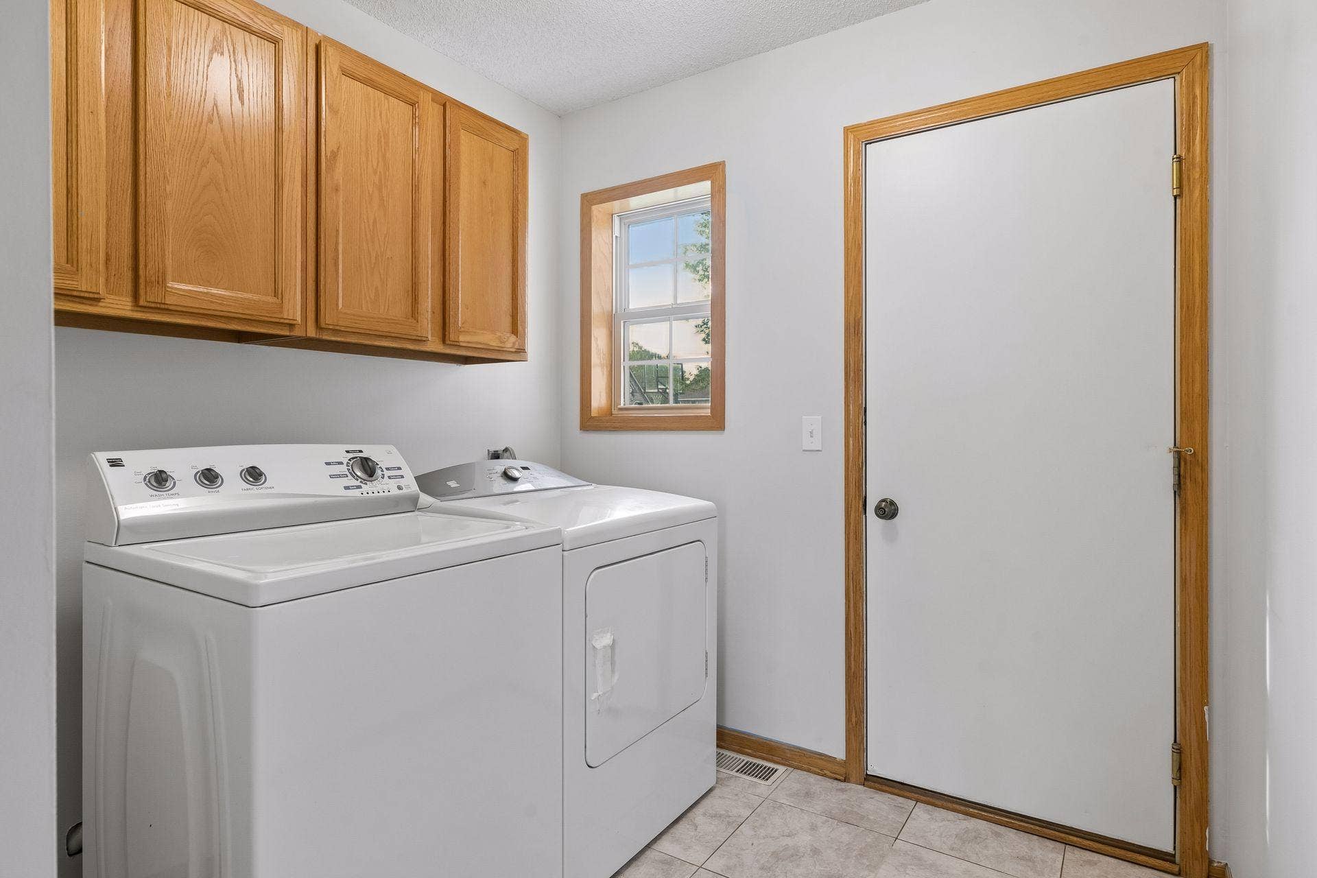 9332 Parkside Echo, Woodbury, MN 55125