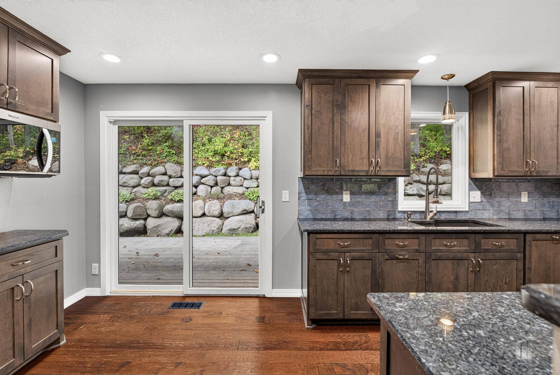 2222 Black Oak Drive, Minnetonka, MN 55305 2222_Black_Oak15 (1)_mls.jpg