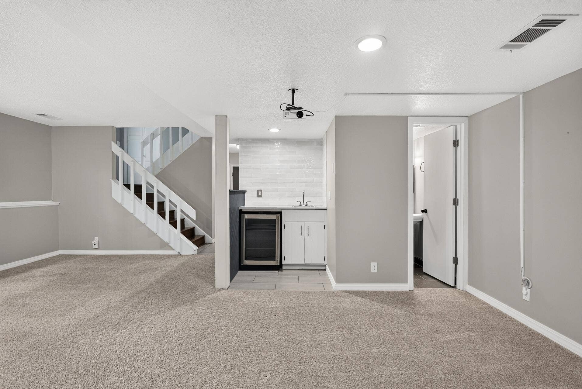 2222 Black Oak Drive, Minnetonka, MN 55305 2222_Black_Oak28 (1)_mls.jpg