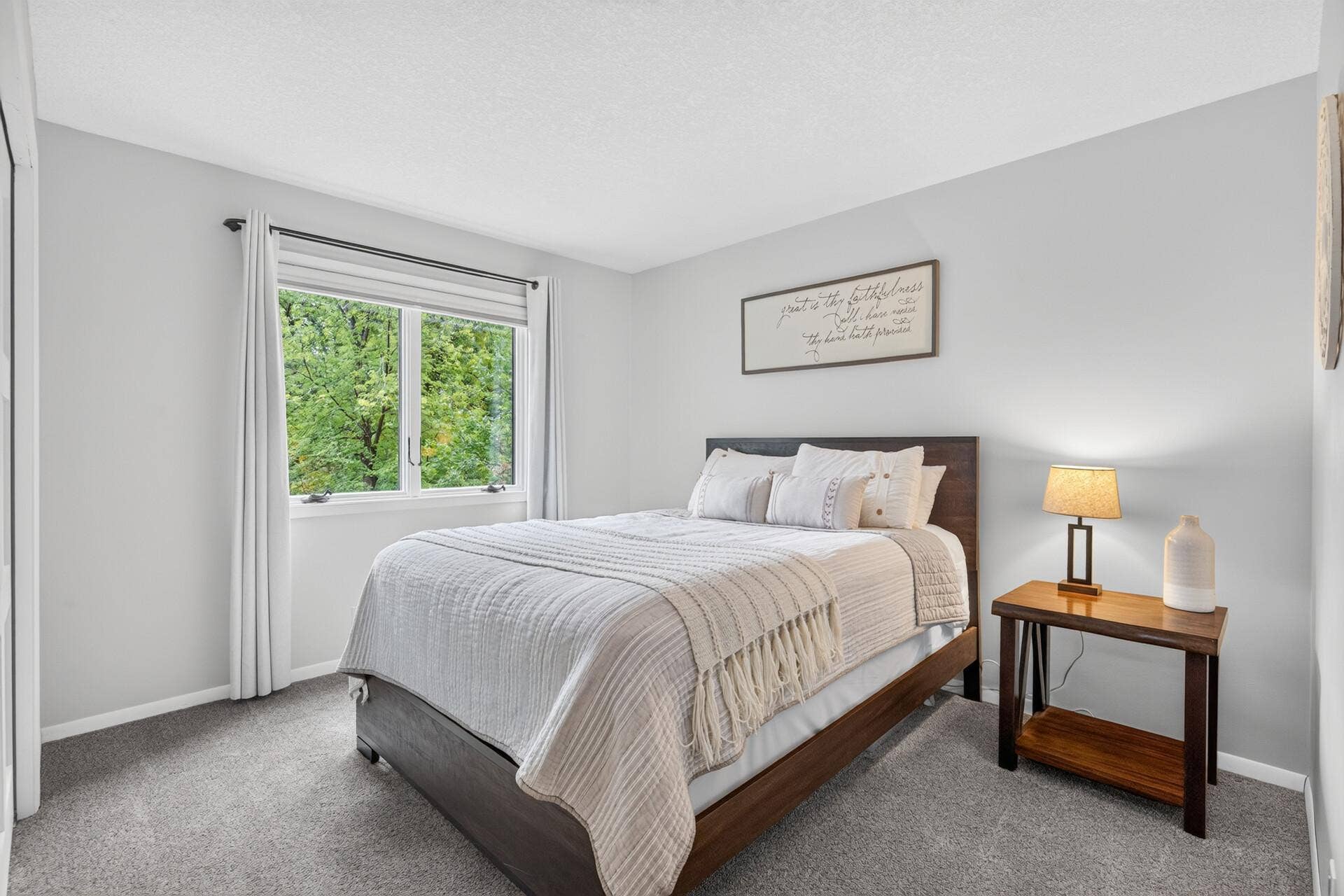 2222 Black Oak Drive, Minnetonka, MN 55305 2222 Black Oak Drive, Minnetonka, MN 55305