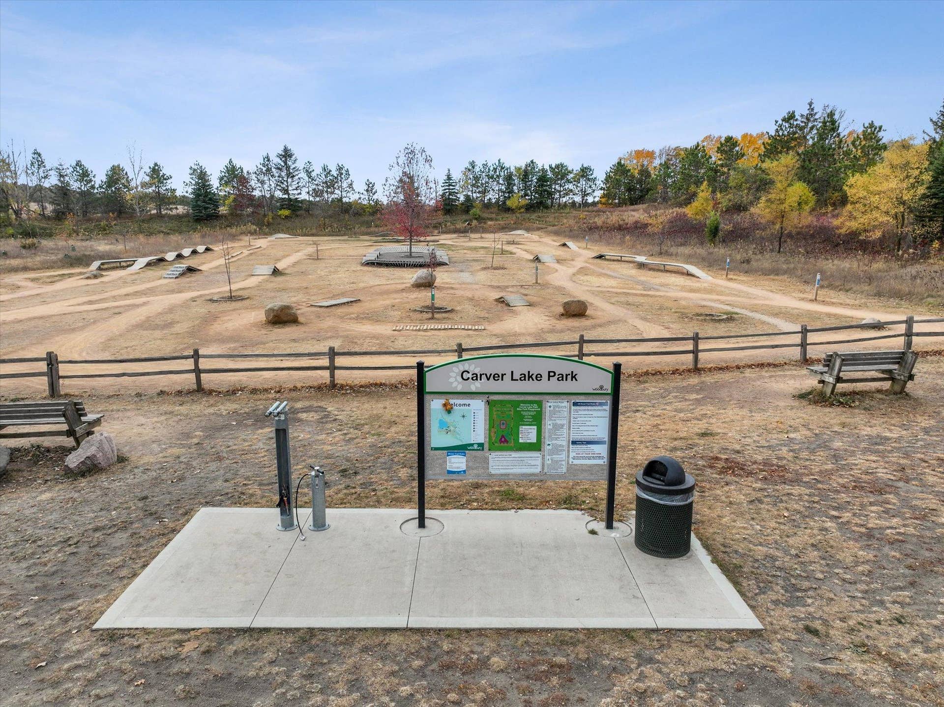 4919 Blake Way, Woodbury, MN 55129 Carver Lake Park bike trails.