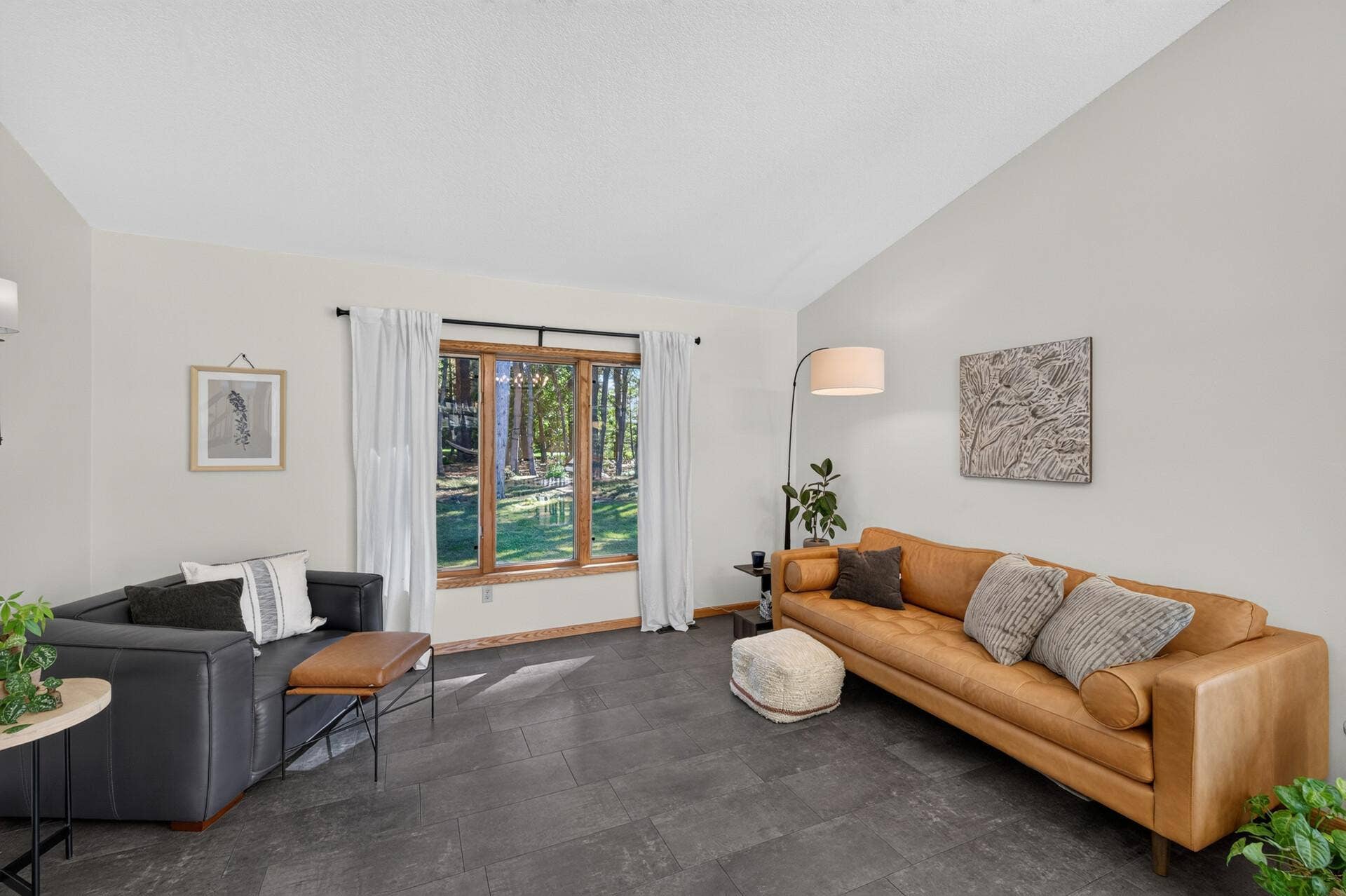 5956 Norway Pine Court, White Bear Lake, MN 55110 Neutral tones create an ideal canvas for your own personal style.