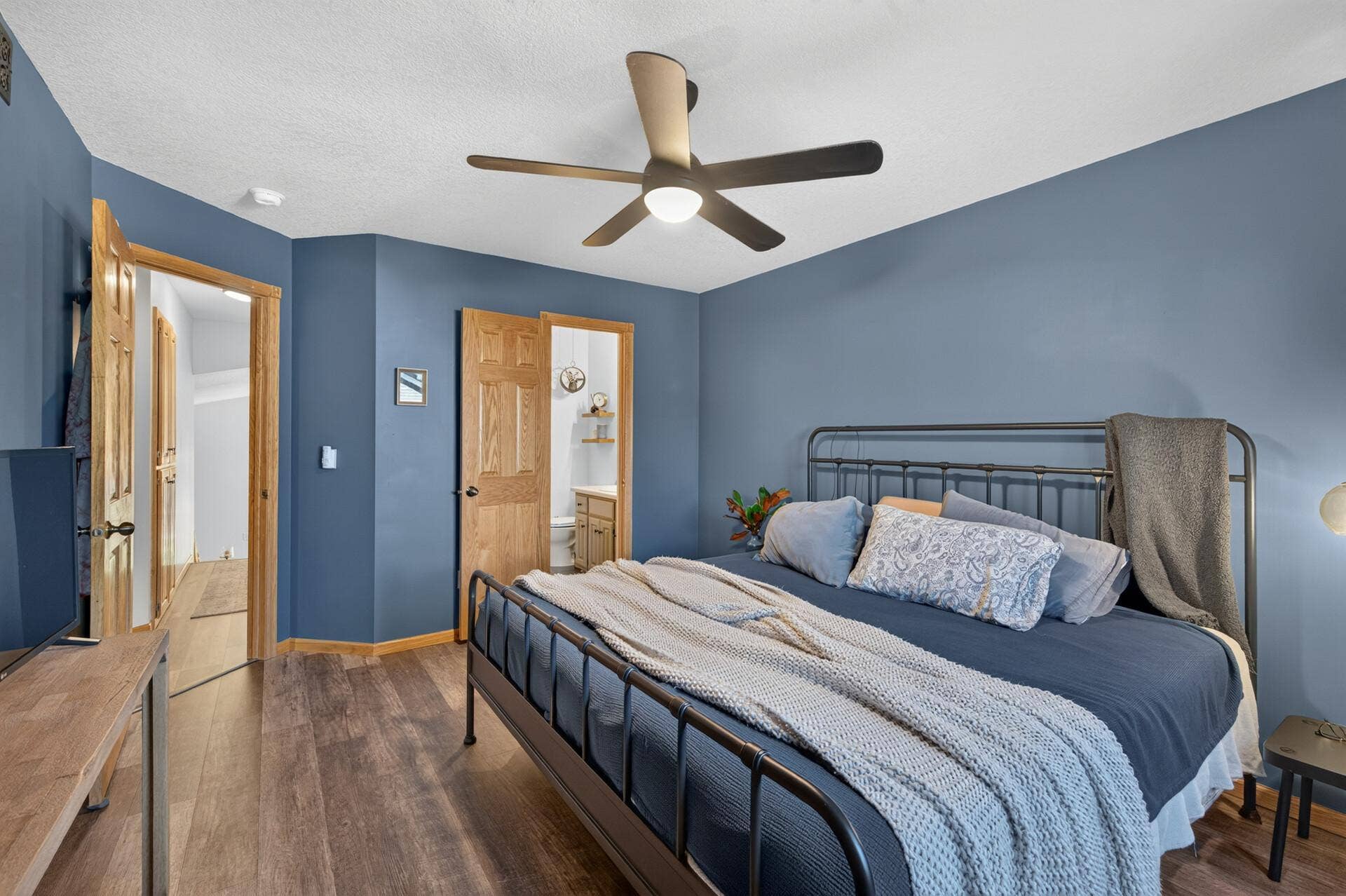 5956 Norway Pine Court, White Bear Lake, MN 55110 The primary bedroom also offers a private ensuite bath.