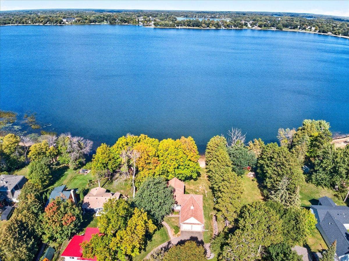 South Lindstrom Lake Home with Walkout Lower Level and Mature Trees