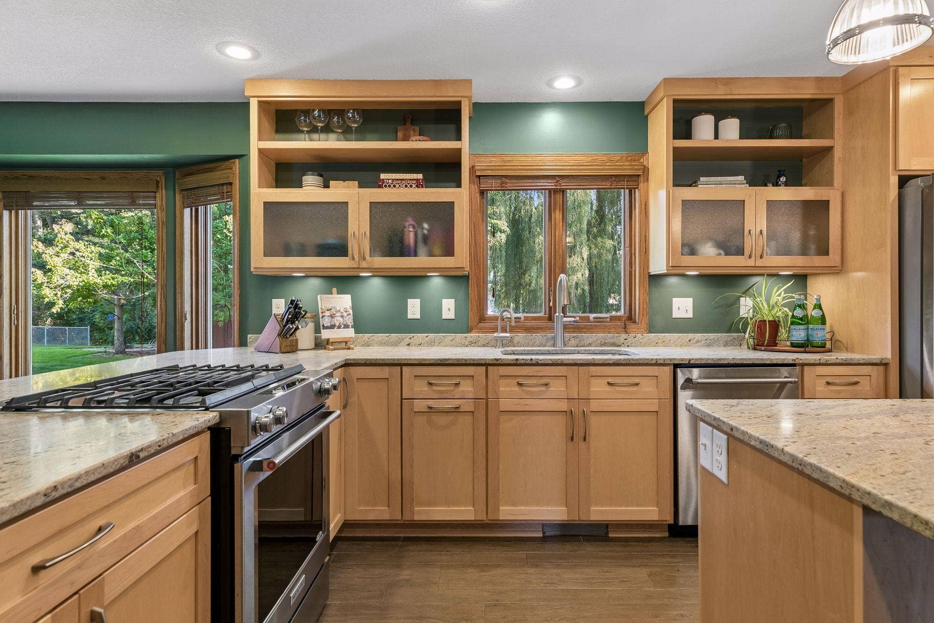 4166 Parkridge Drive, White Bear Lake, MN 55110 4166 Parkridge Drive, White Bear Lake, MN 55110