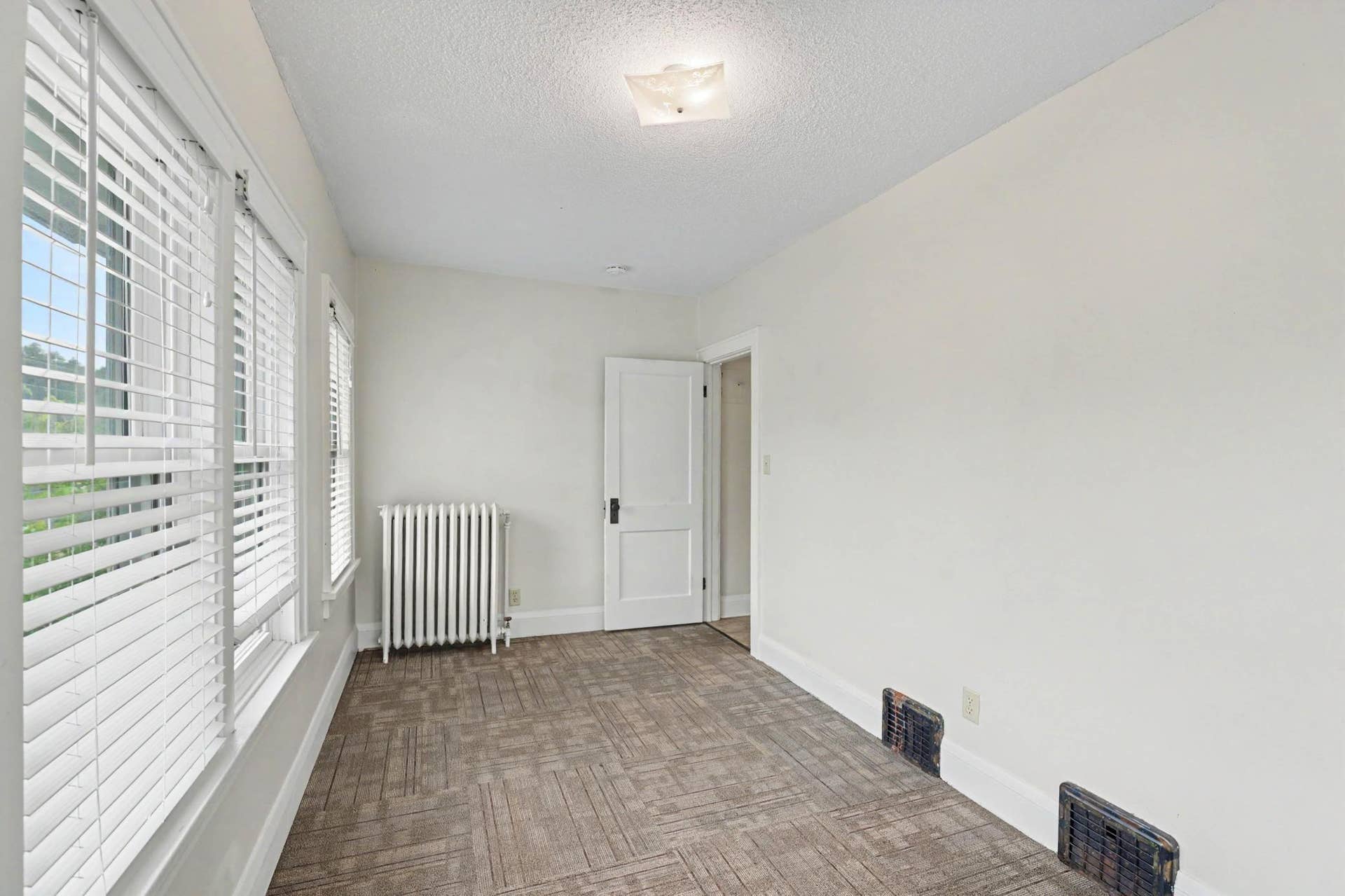 595 Syndicate Street N, 93, Saint Paul, MN 55104 Bedroom 1 - upper level unit