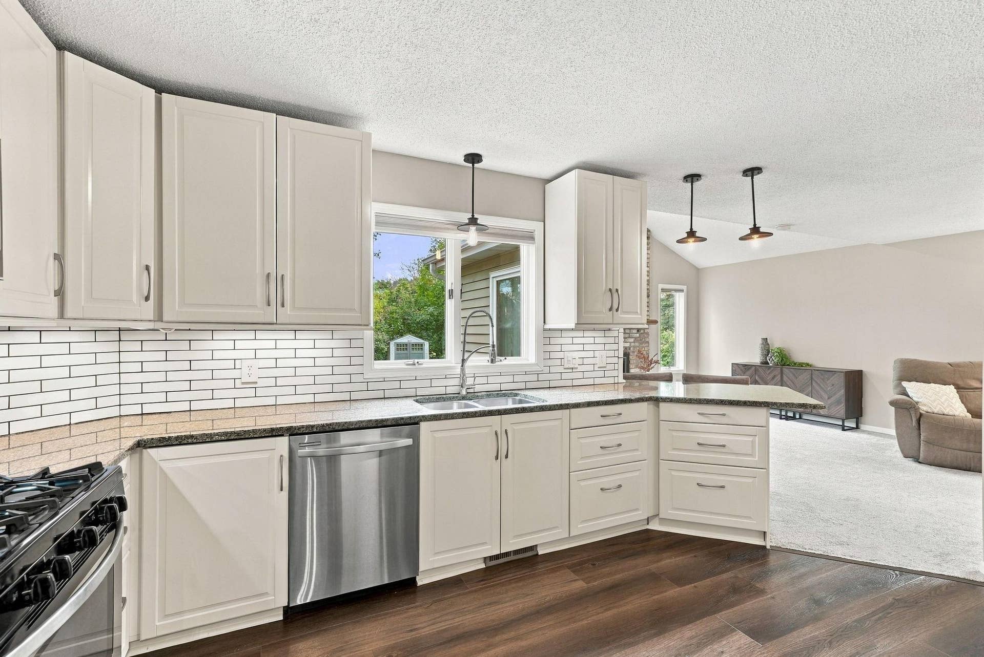 4875 Cottonwood Lane N, Plymouth, MN 55442 38-web-or-mls-4875_Cottonwood_Lane_North_Plymouth_03361.jpg