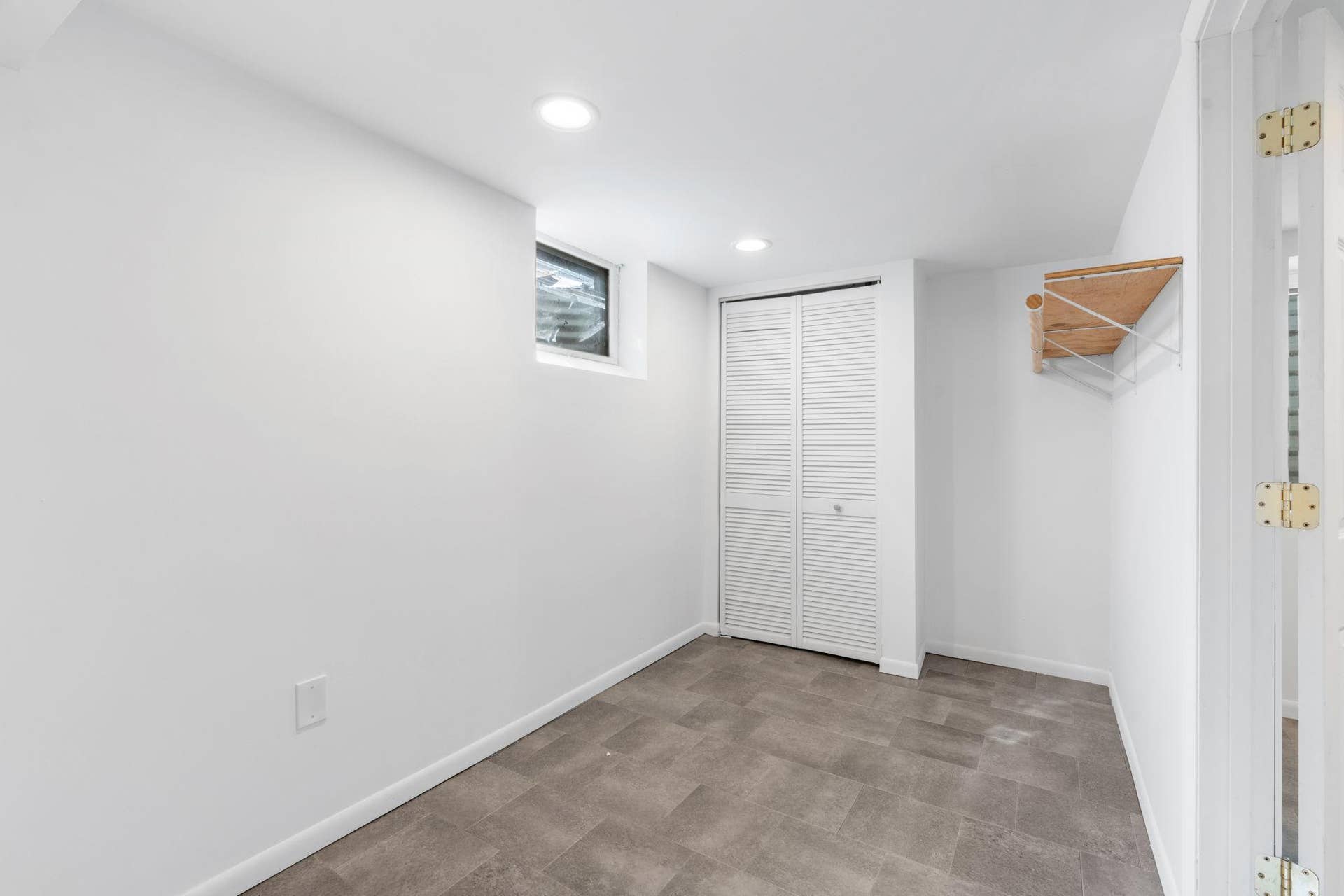 Great, clean storage area