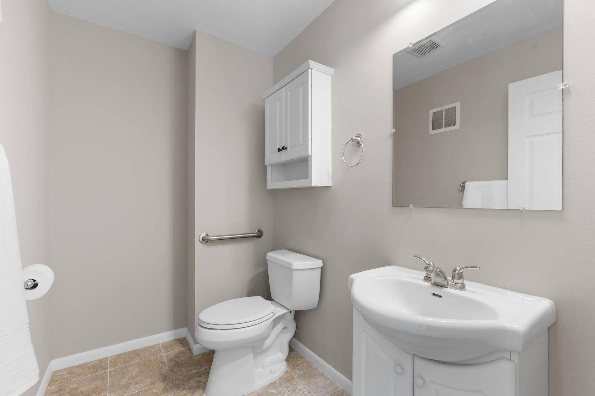 Primary 1/2 bath