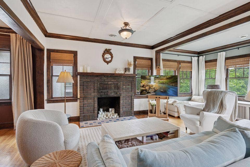 5005 Oliver Avenue S, #2, 49, Minneapolis, MN 55419 uper living.jpg