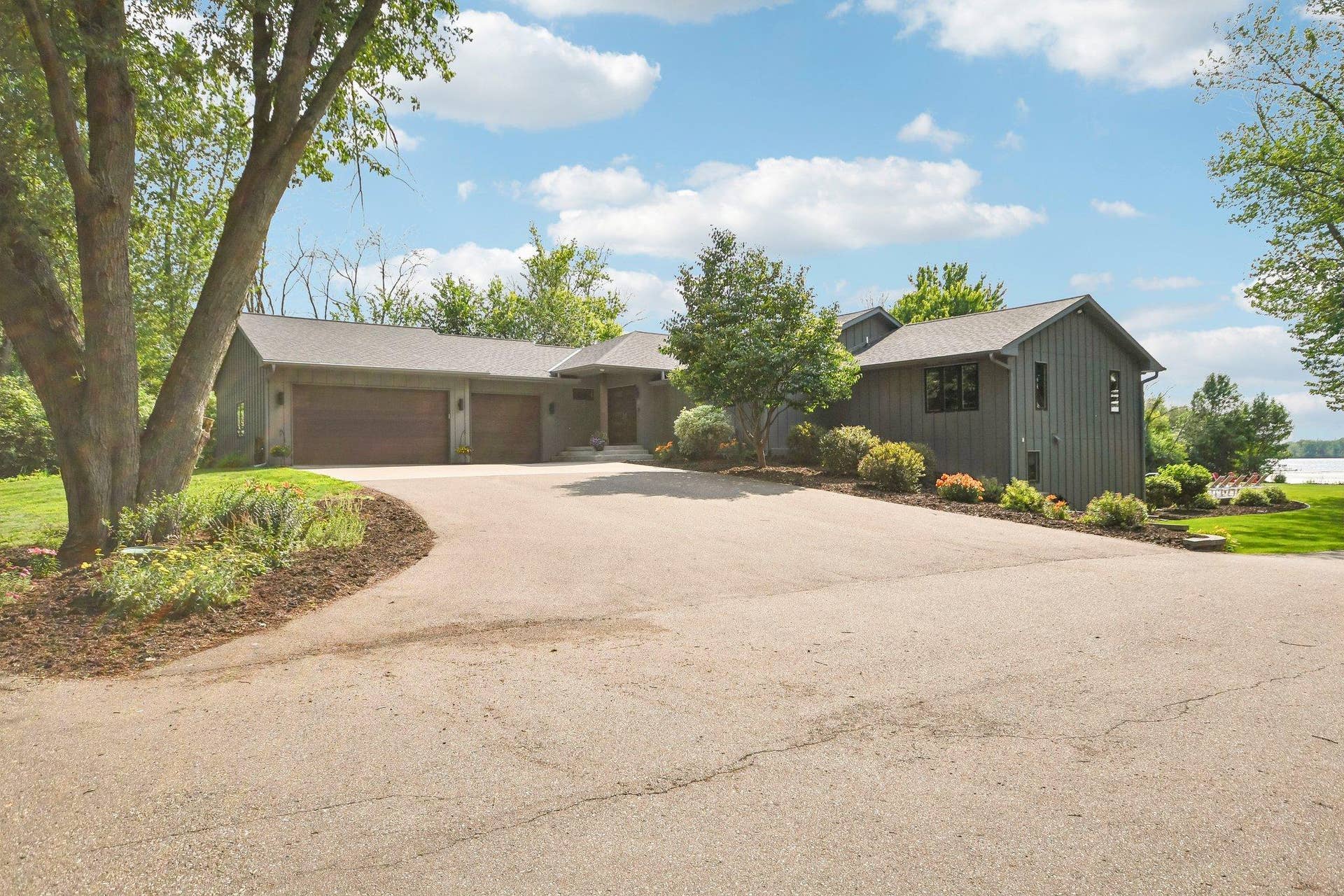 7397 Old Mill Road, Hugo, MN 55038 1-web-or-mls-Old Mill Rd-S0207-003.jpg