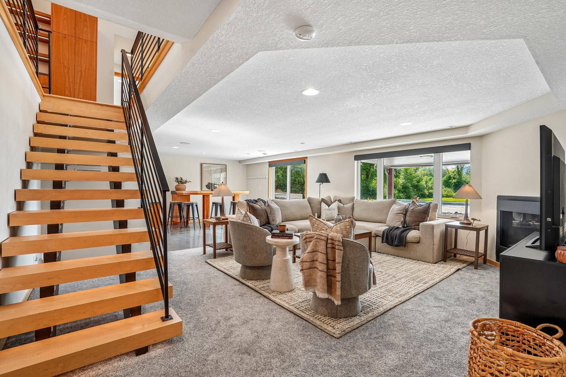 7397 Old Mill Road, Hugo, MN 55038 41-web-or-mls-Old Mill Ct-S0508-041.jpg