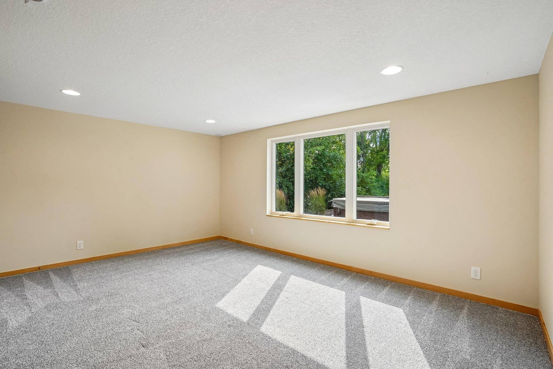 7397 Old Mill Road, Hugo, MN 55038 53-web-or-mls-Old Mill Ct-S0508-053.jpg