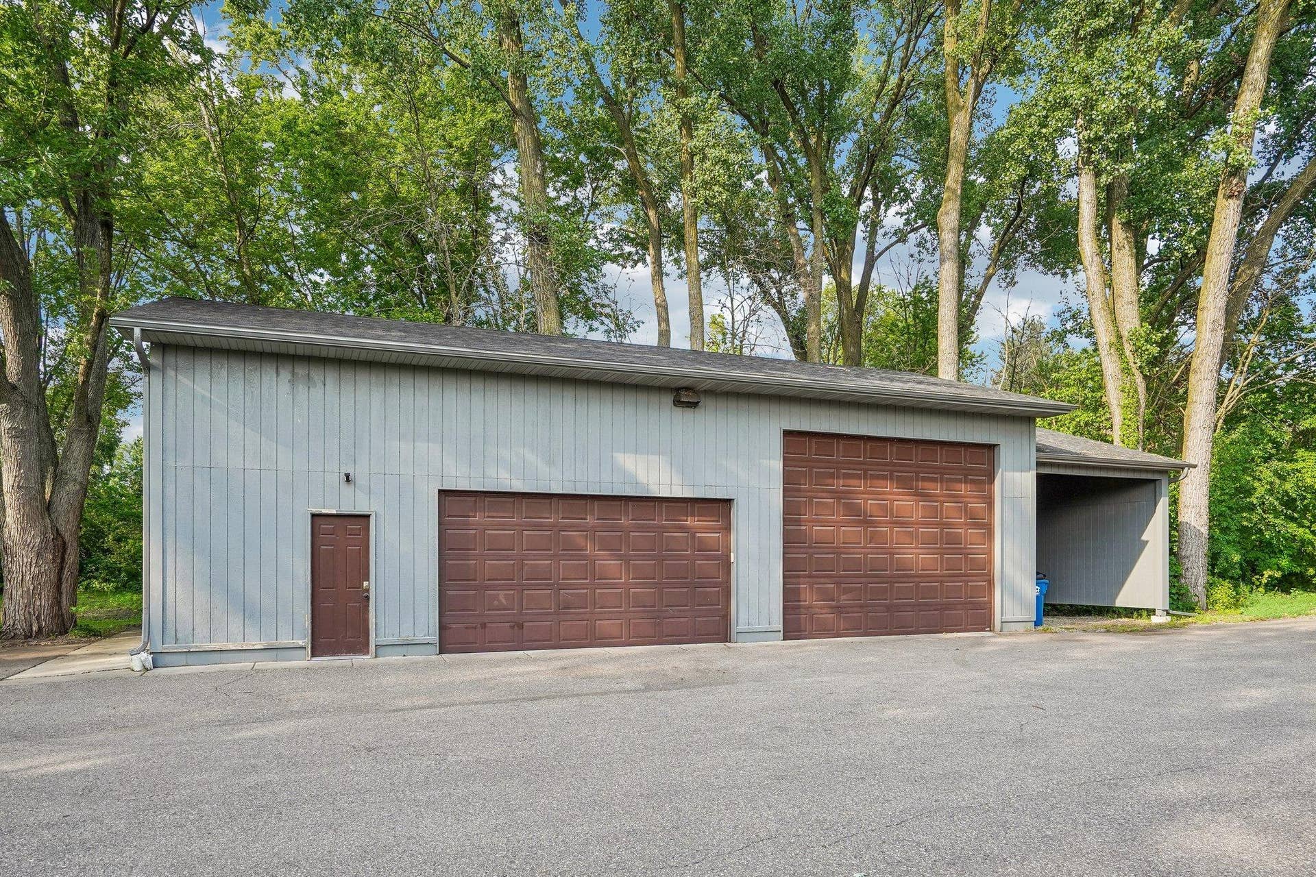7397 Old Mill Road, Hugo, MN 55038 4-web-or-mls-Old Mill Ct-S0508-004.jpg