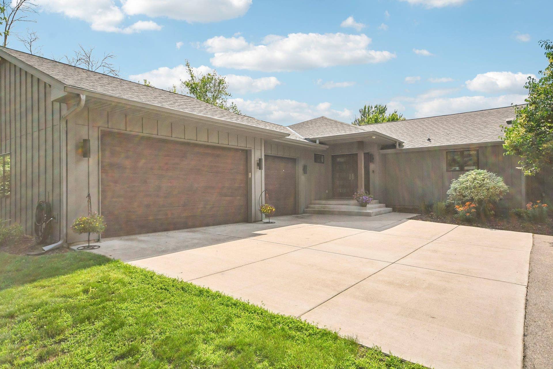 7397 Old Mill Road, Hugo, MN 55038 30-web-or-mls-Old Mill Rd-S0207-002.jpg