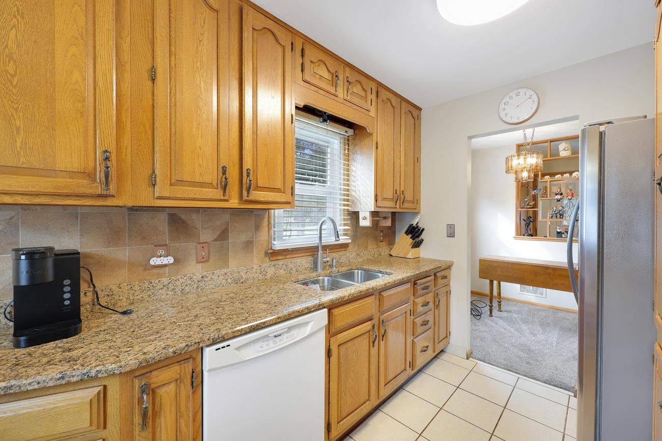 6324 Lee Avenue N, Brooklyn Center, MN 55429 9_16704.jpg
