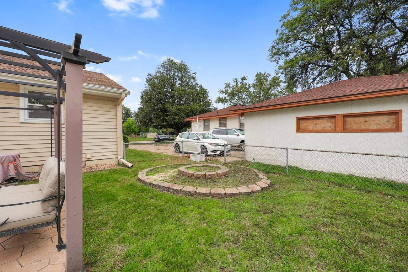 6324 Lee Avenue N, Brooklyn Center, MN 55429 34_16664.jpg