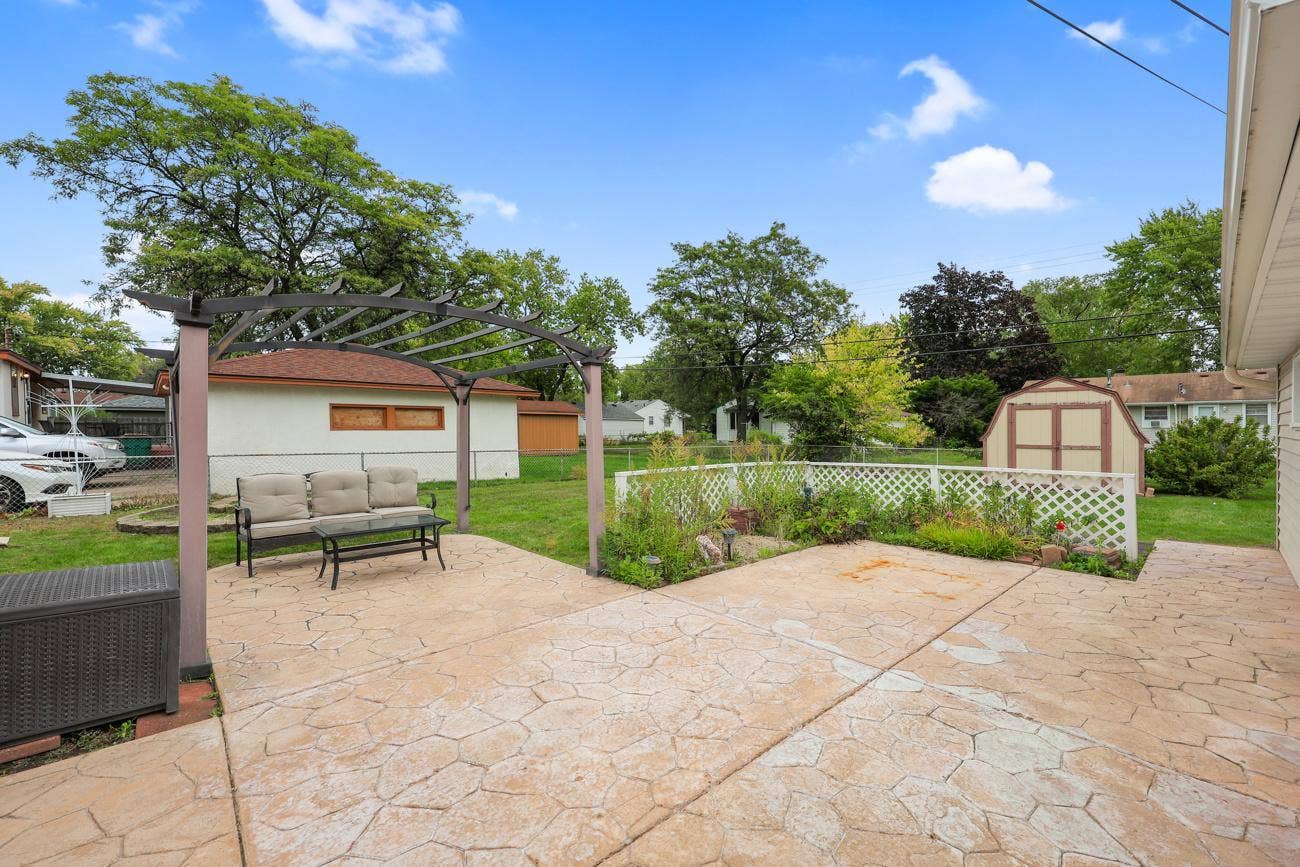 6324 Lee Avenue N, Brooklyn Center, MN 55429 33_16670.jpg