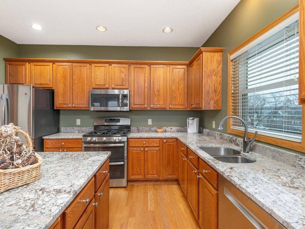 15344 64th Place N, Maple Grove, MN 55311 15344 64th Place N, Maple Grove, MN 55311