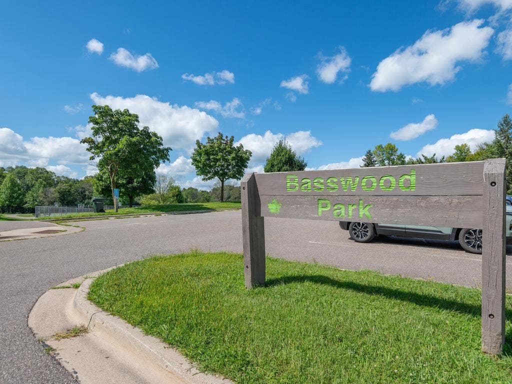 15344 64th Place N, Maple Grove, MN 55311 15344 64th Place N, Maple Grove, MN 55311