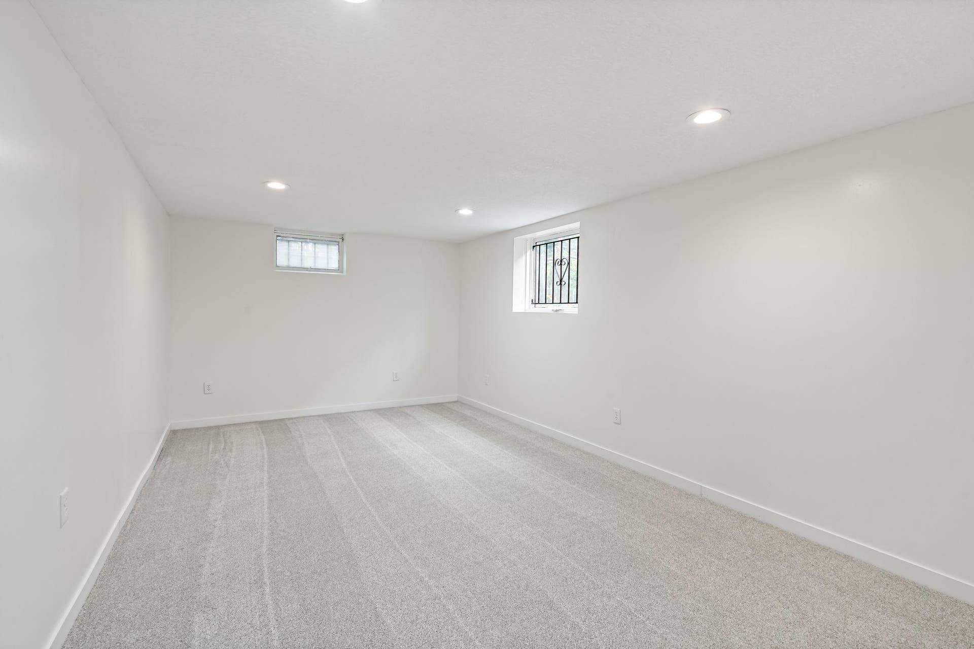 1579 Leone Avenue, 88, Saint Paul, MN 55106 Family Room Lower Level
