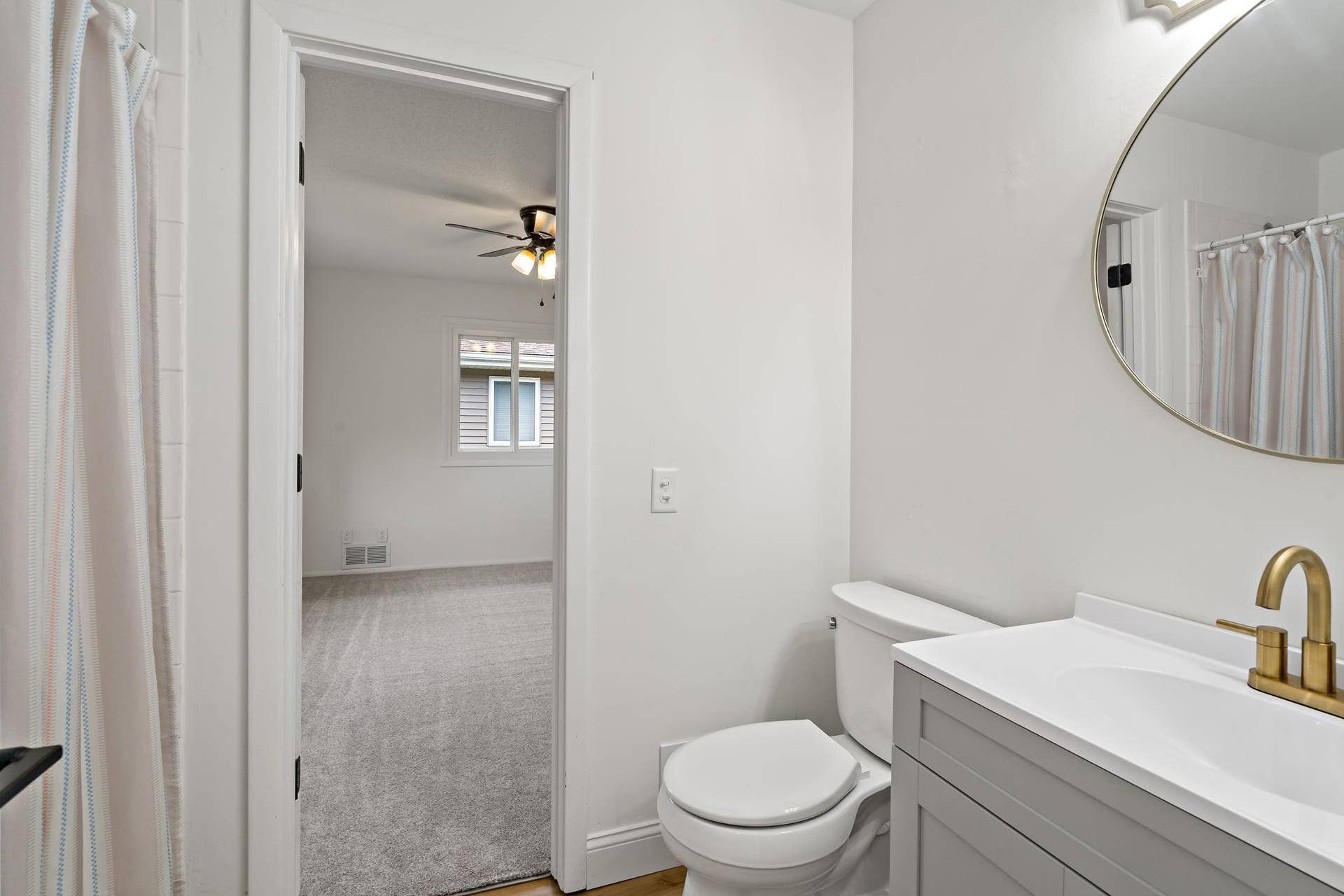 1579 Leone Avenue, 88, Saint Paul, MN 55106 Main Floor Walk Through 3/4 Bath