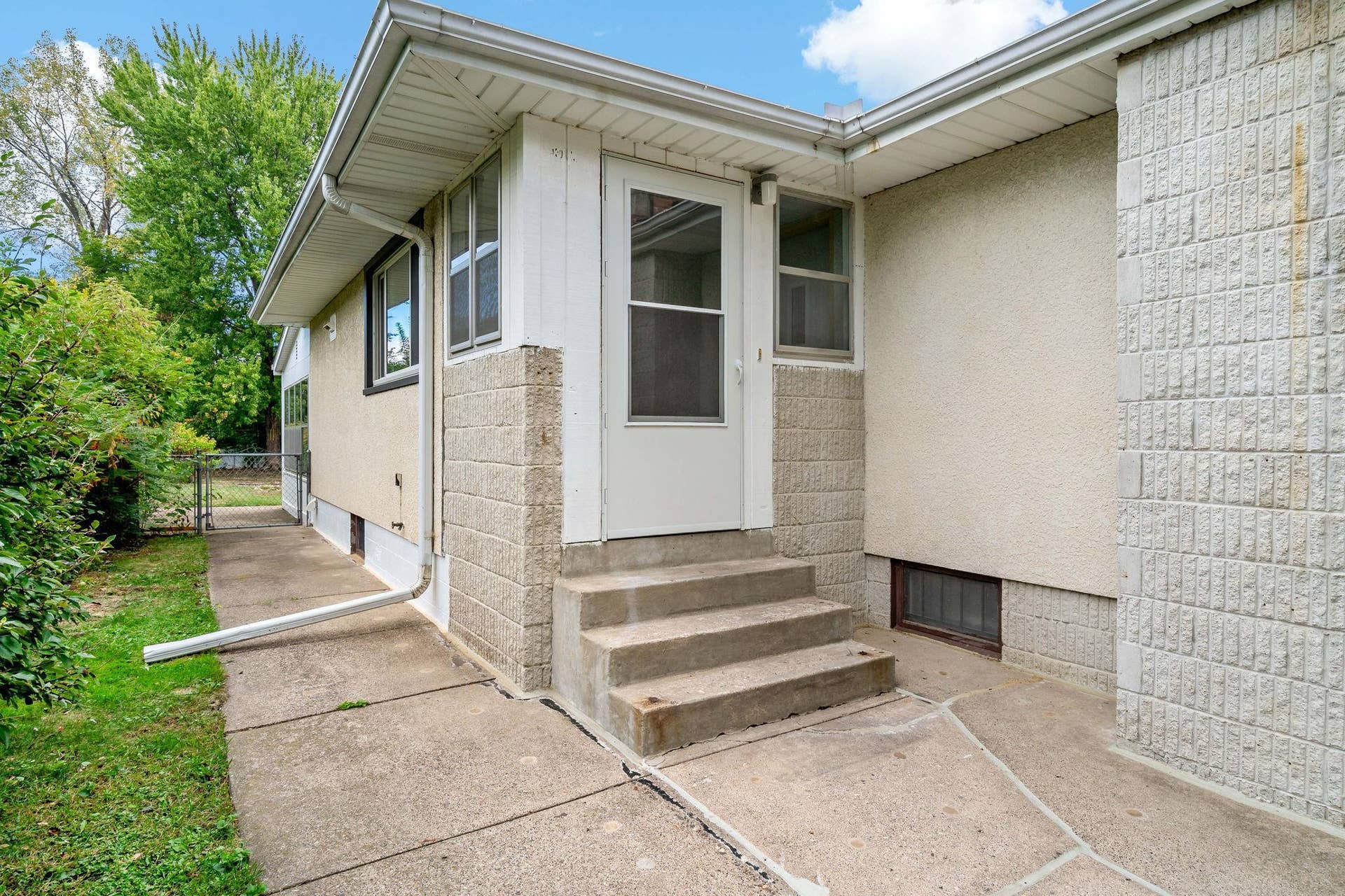 1579 Leone Avenue, 88, Saint Paul, MN 55106 1579 Leone Avenue, 88, Saint Paul, MN 55106