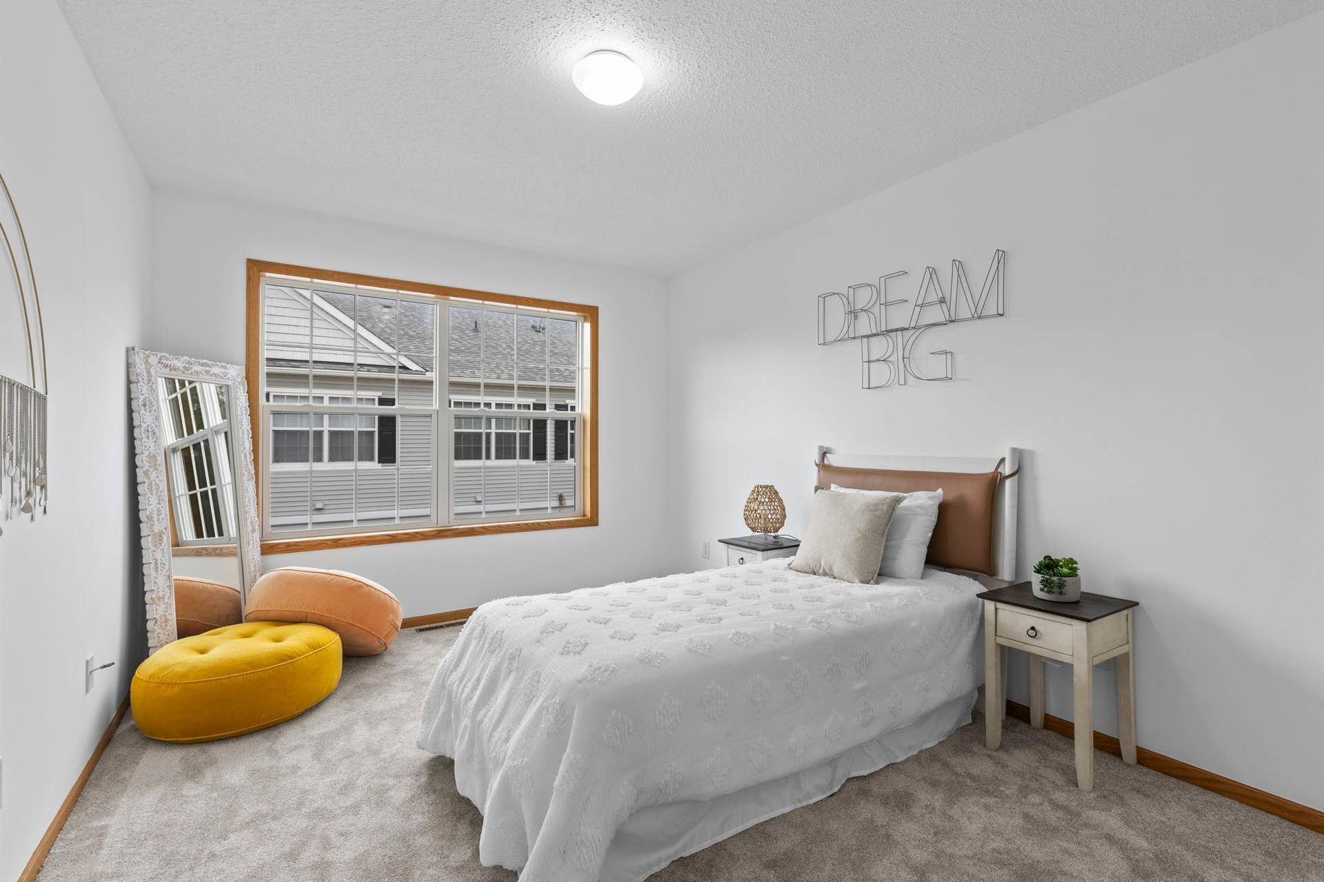 1626 Woodlynn Avenue, #1, Maplewood, MN 55109 Bedroom two is generous in size with ample closet space and a large window.