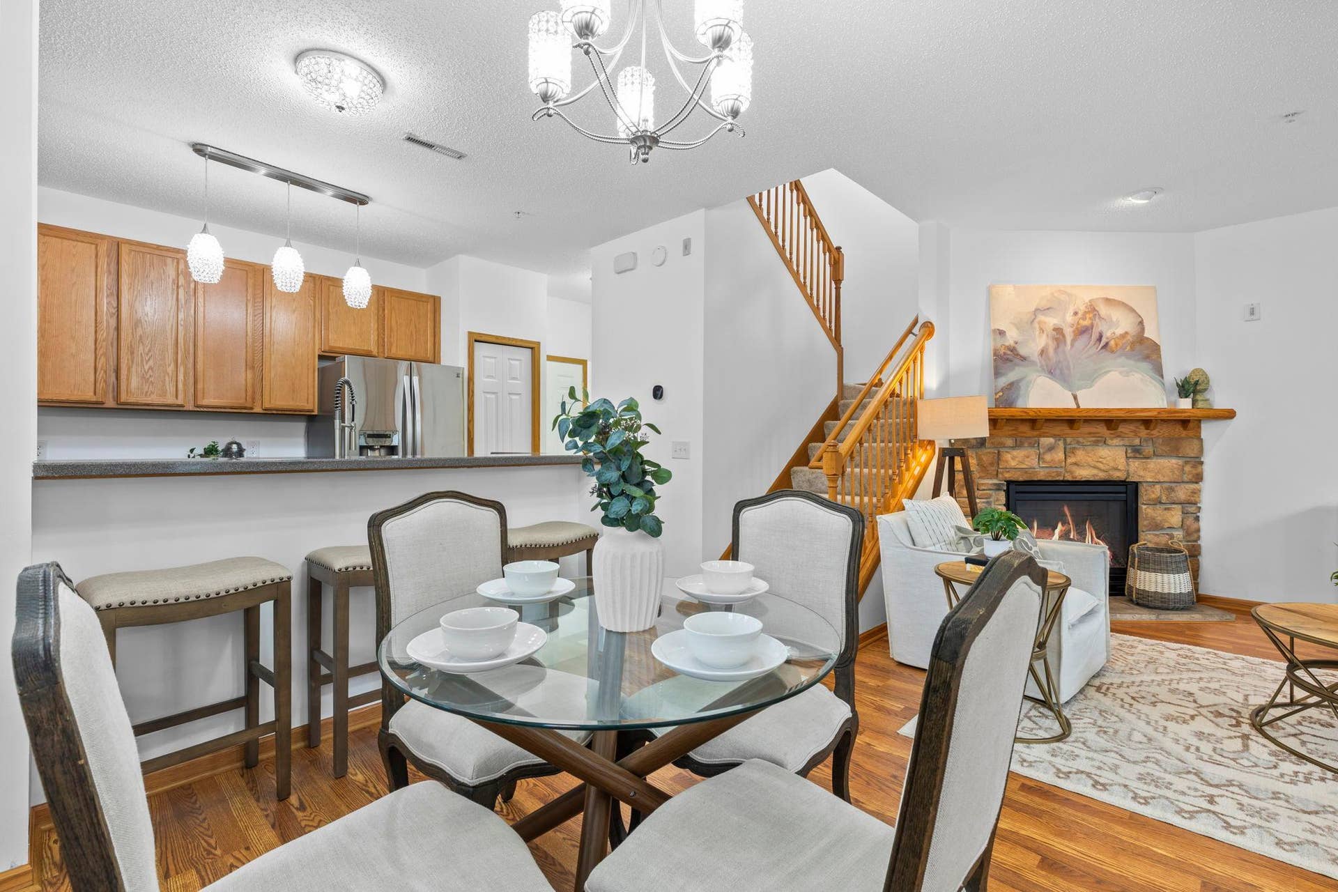 1626 Woodlynn Avenue, #1, Maplewood, MN 55109 Another look at the dining space.