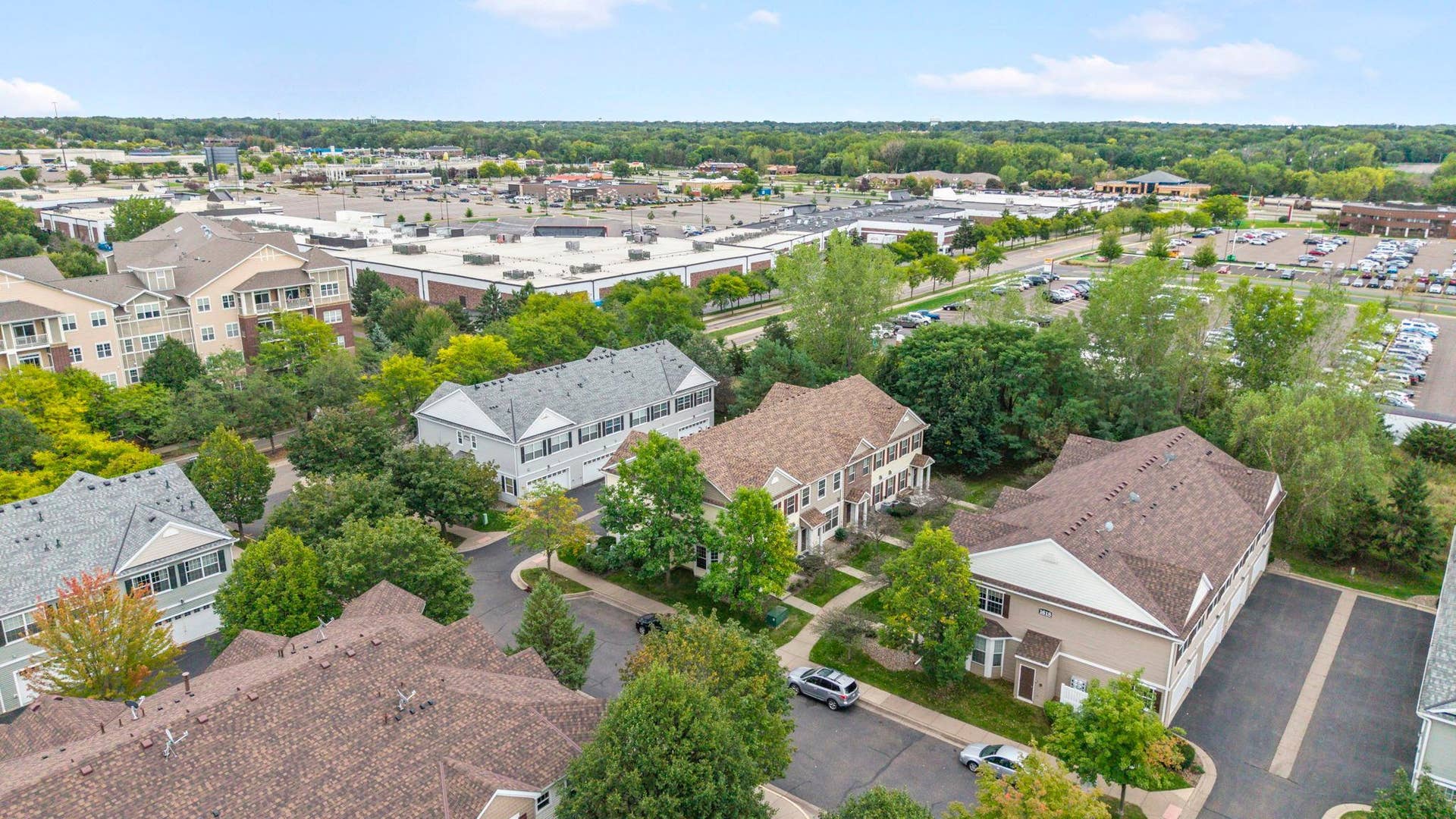 1626 Woodlynn Avenue, #1, Maplewood, MN 55109 Ideally located within walking distance of North Hazelwood Park, Maplewood Mall, restaurants, shopping, and other local amenities, with easy access to major roads for a convenient commute.
