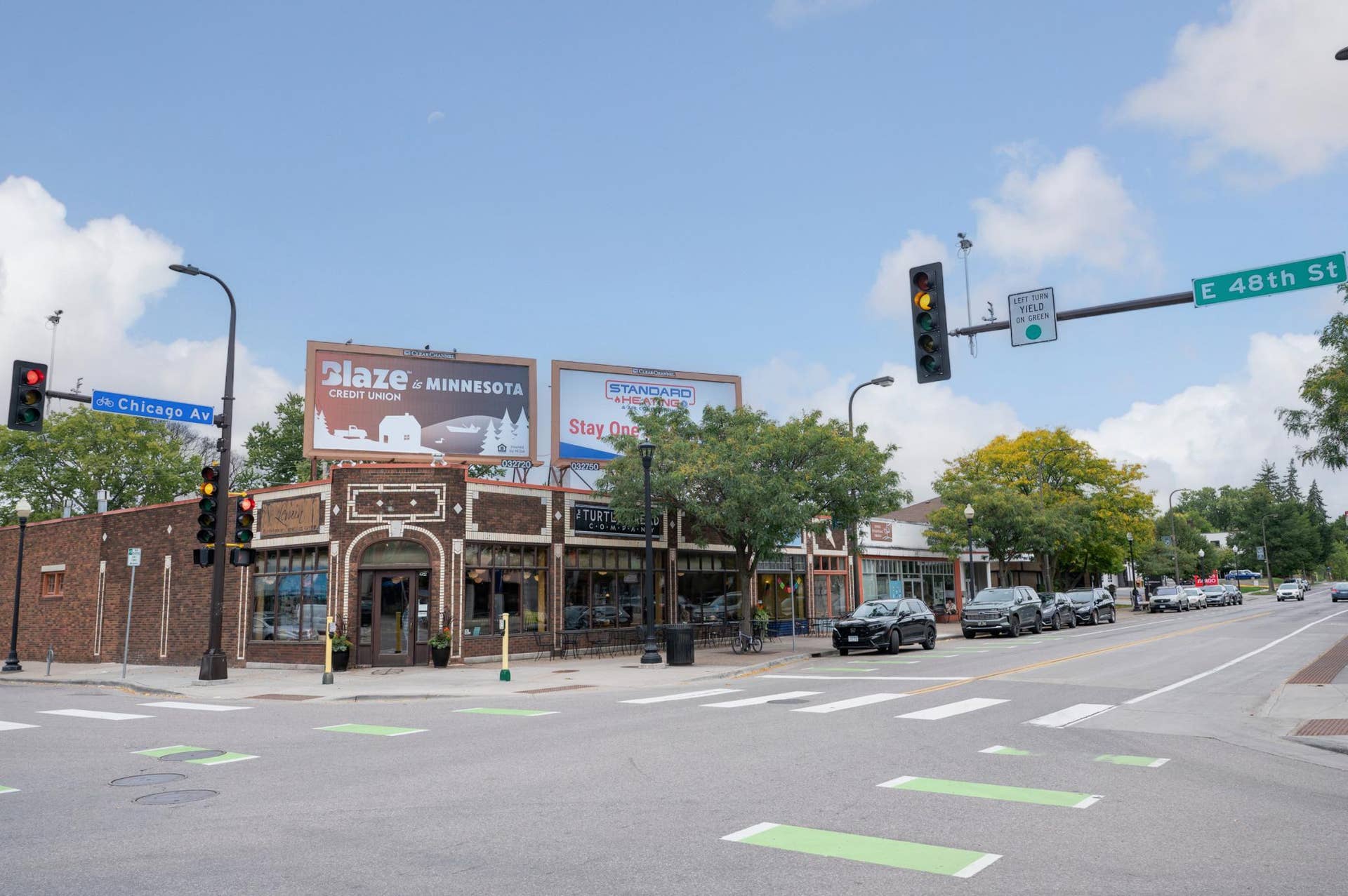 4605 Clinton Avenue, 26, Minneapolis, MN 55419 Turtle Bread, Town Hall Tap and Creekside are just some of the nearby businesses just a short walk from your door.