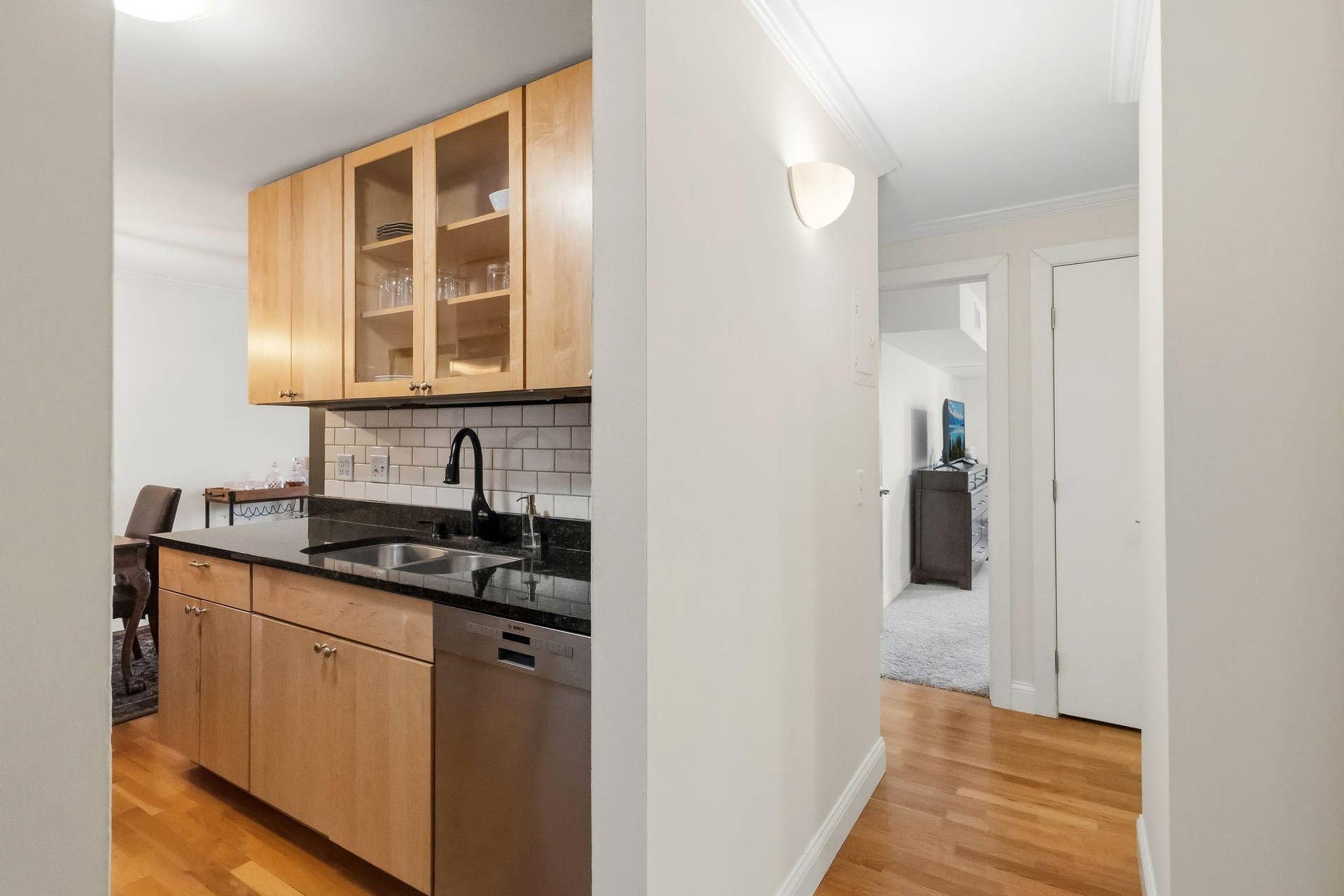 2800 W 44th Street, #201, 42, Minneapolis, MN 55410 23_13.jpg
