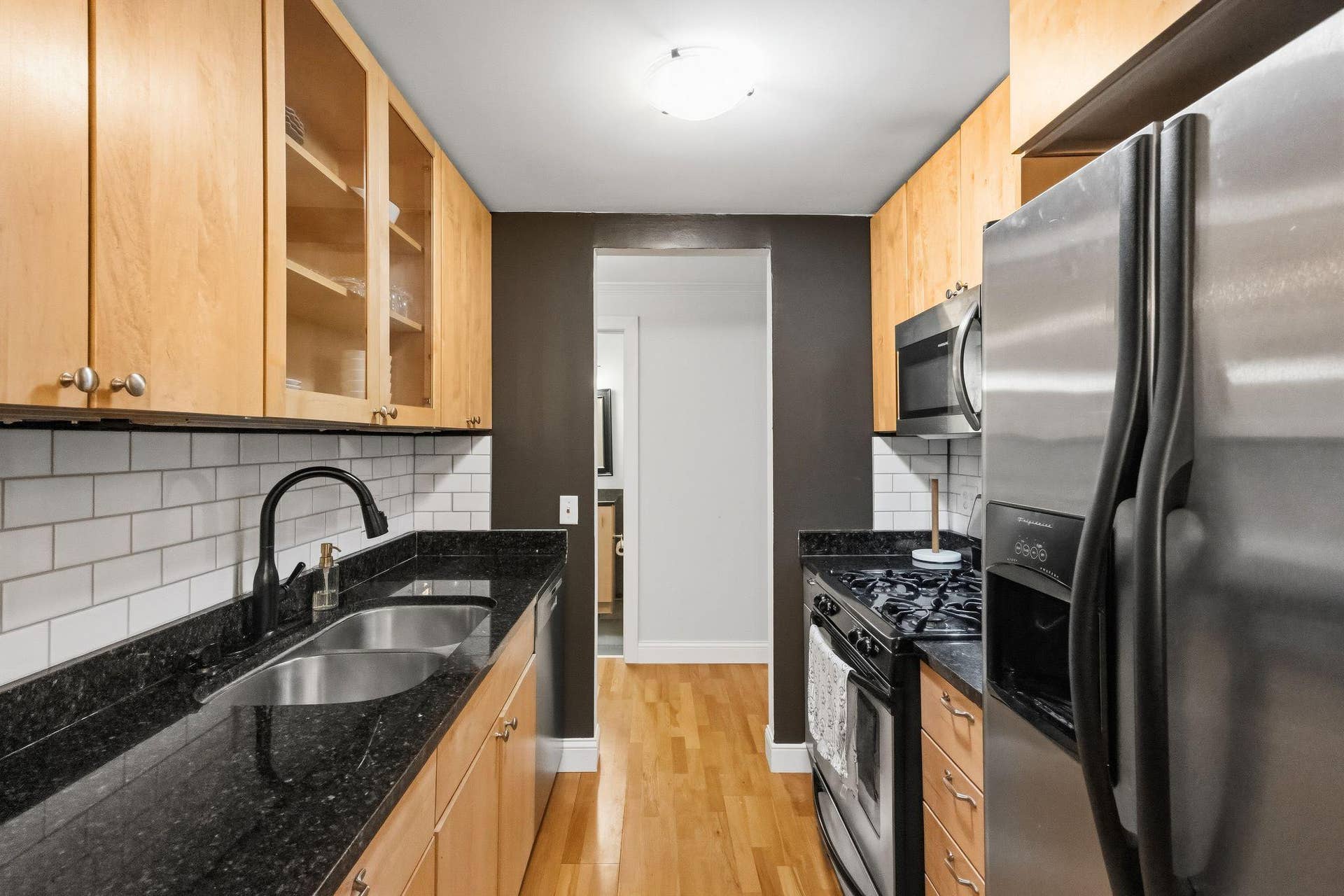2800 W 44th Street, #201, 42, Minneapolis, MN 55410 32_22.jpg