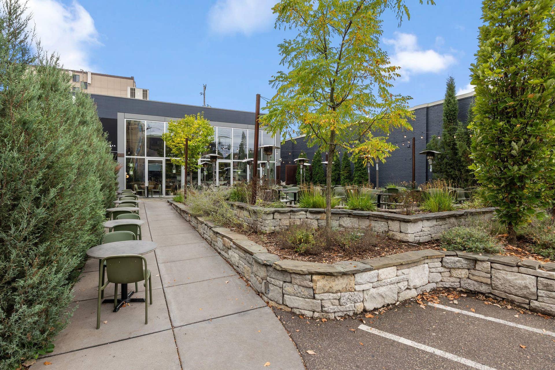 2800 W 44th Street, #201, 42, Minneapolis, MN 55410 10_05.jpg