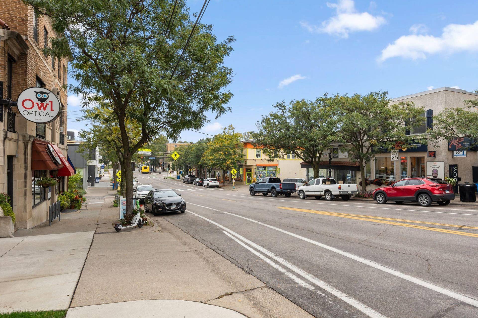 2800 W 44th Street, #201, 42, Minneapolis, MN 55410 3_01.jpg