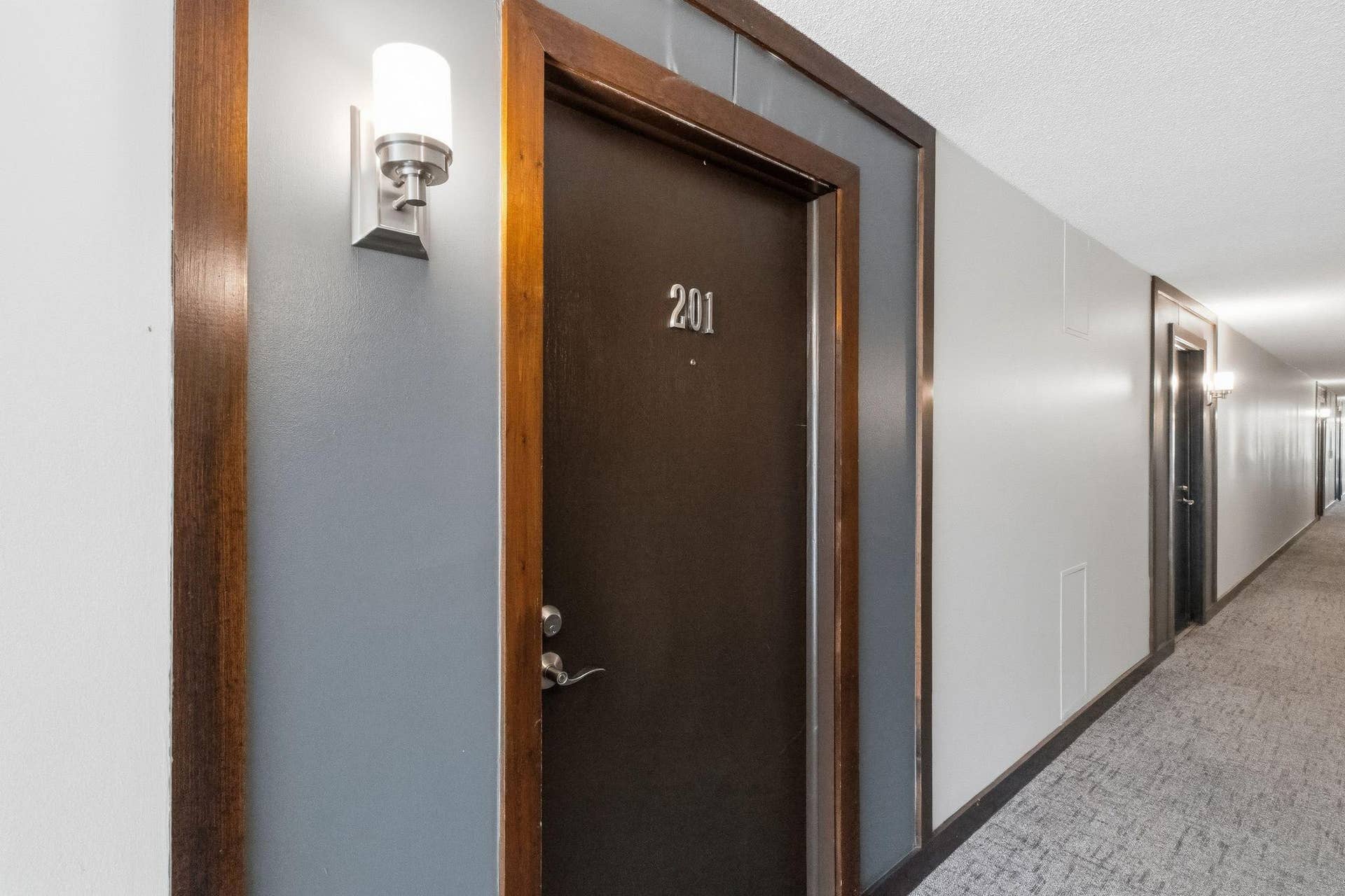 2800 W 44th Street, #201, 42, Minneapolis, MN 55410 11_06.jpg