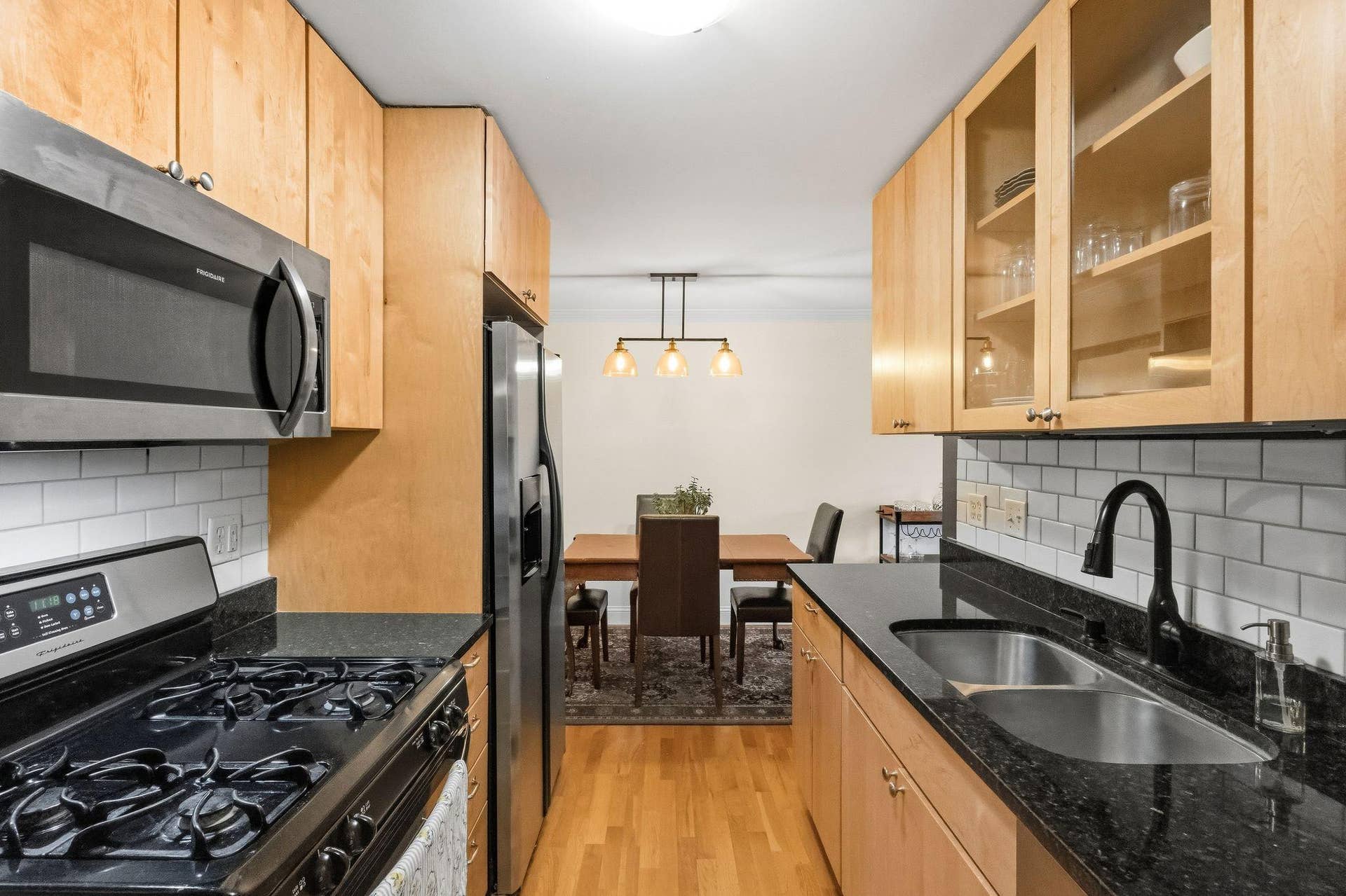 2800 W 44th Street, #201, 42, Minneapolis, MN 55410 35_25.jpg