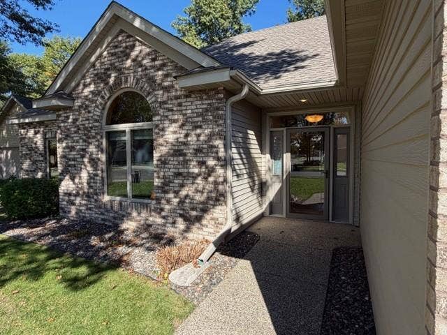 4235 4th Street S, Saint Cloud, MN 56301 4 entry.jpg