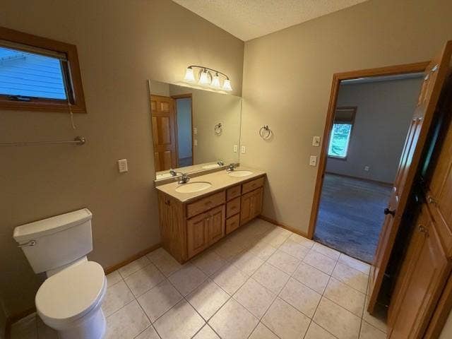4235 4th Street S, Saint Cloud, MN 56301 41 primary three quarter bathroom.jpg