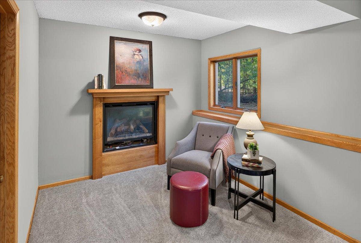 4926 Shady Lane, North Branch, MN 55056 31-031.jpg