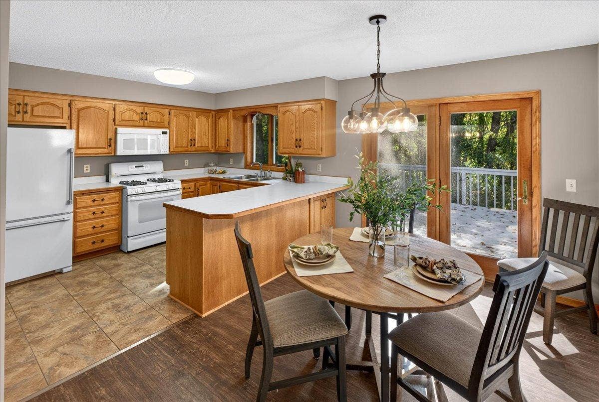 4926 Shady Lane, North Branch, MN 55056 15-015.jpg