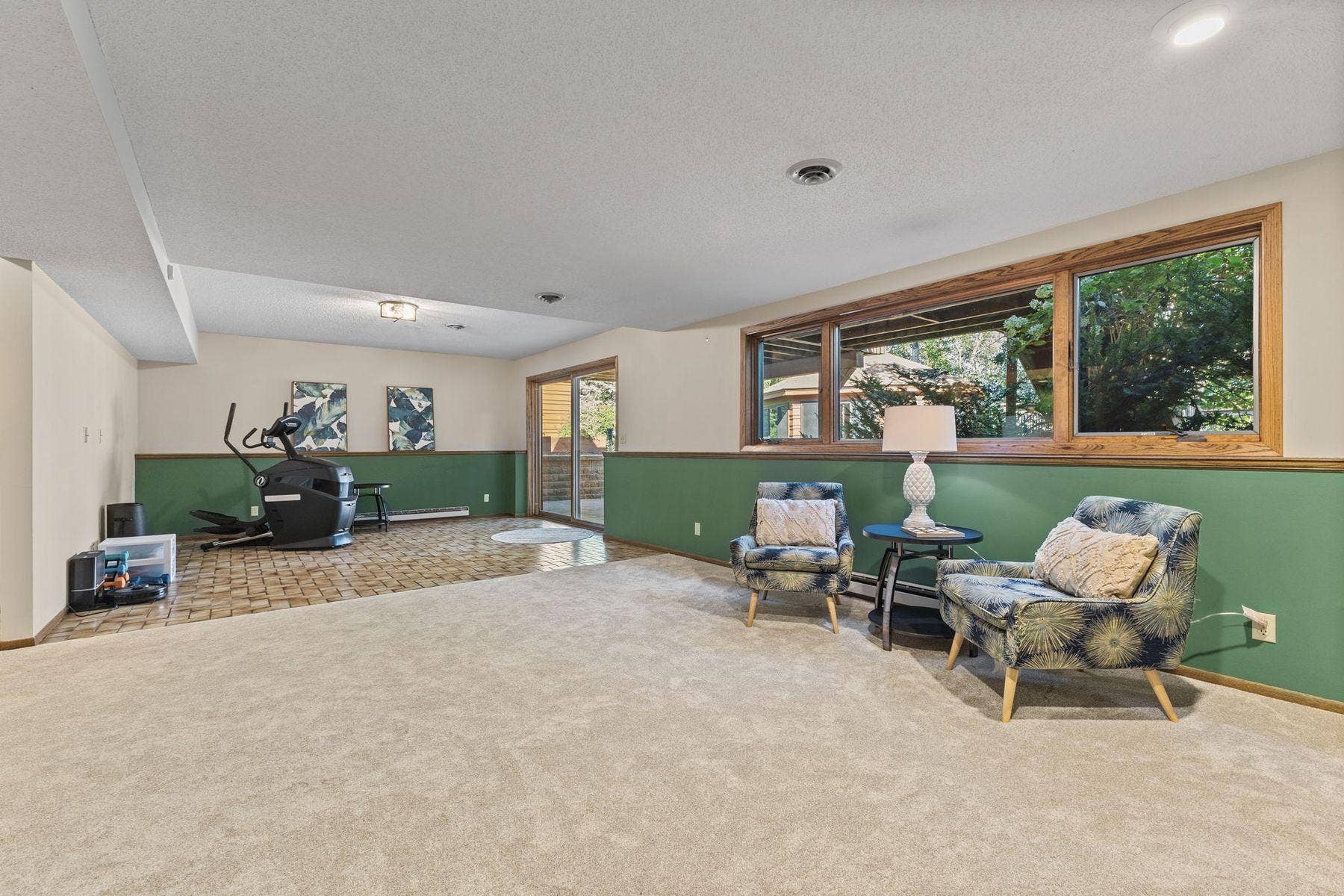 1615 Laurel Avenue, Hudson, WI 54016 1615 Laurel Avenue, Hudson, WI 54016