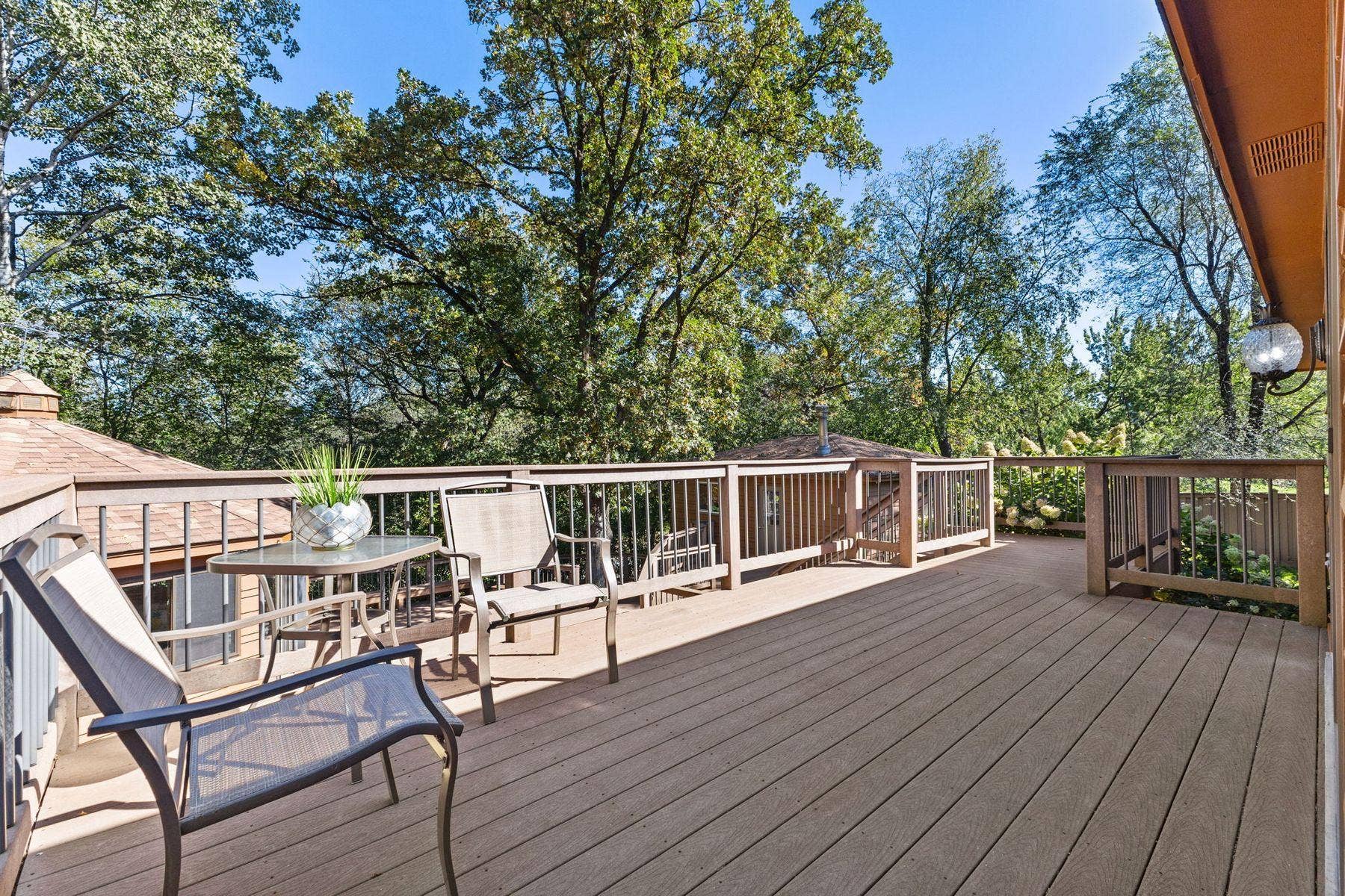 1615 Laurel Avenue, Hudson, WI 54016 1615 Laurel Avenue, Hudson, WI 54016